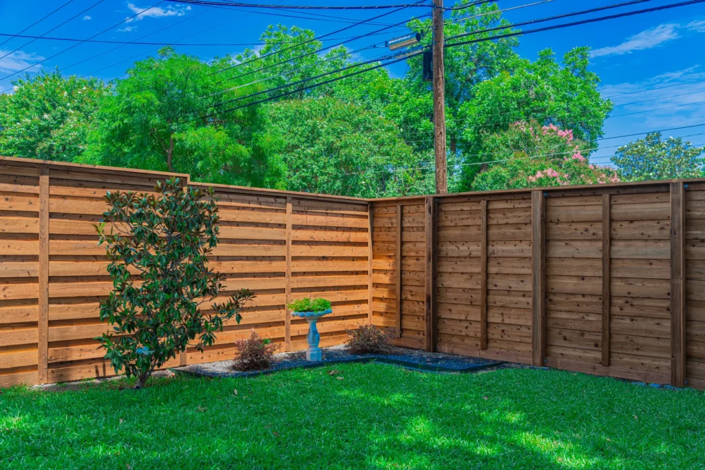 building a horizontal fence